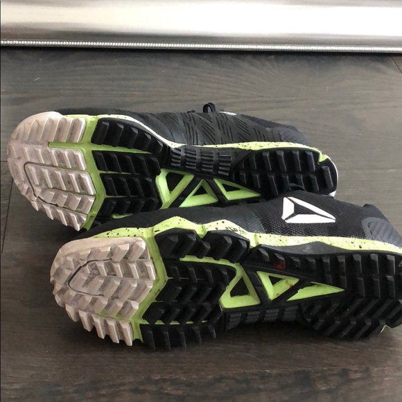 Reebok Training Sneakers. Like NEW! - Picture 3 of 3